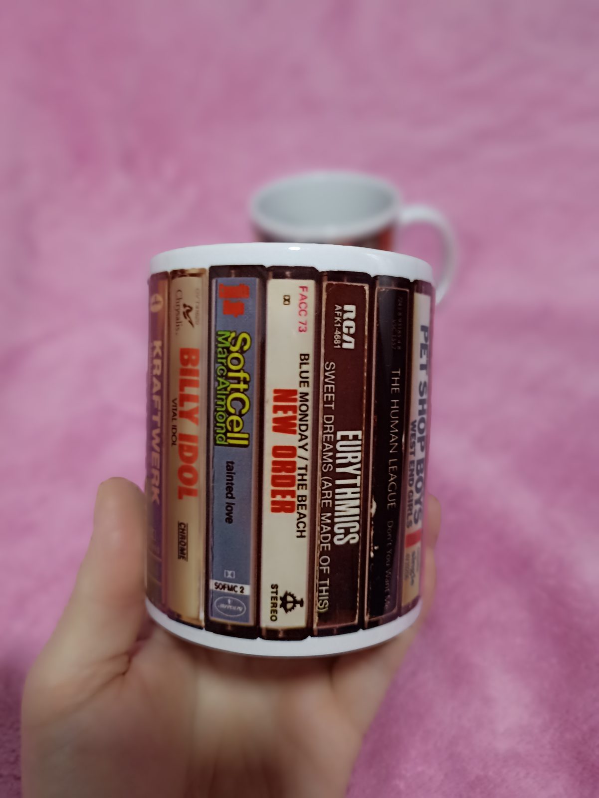 80-as évek retro kazetta nyomatos bögre New Order Eurythmics Billy Idol