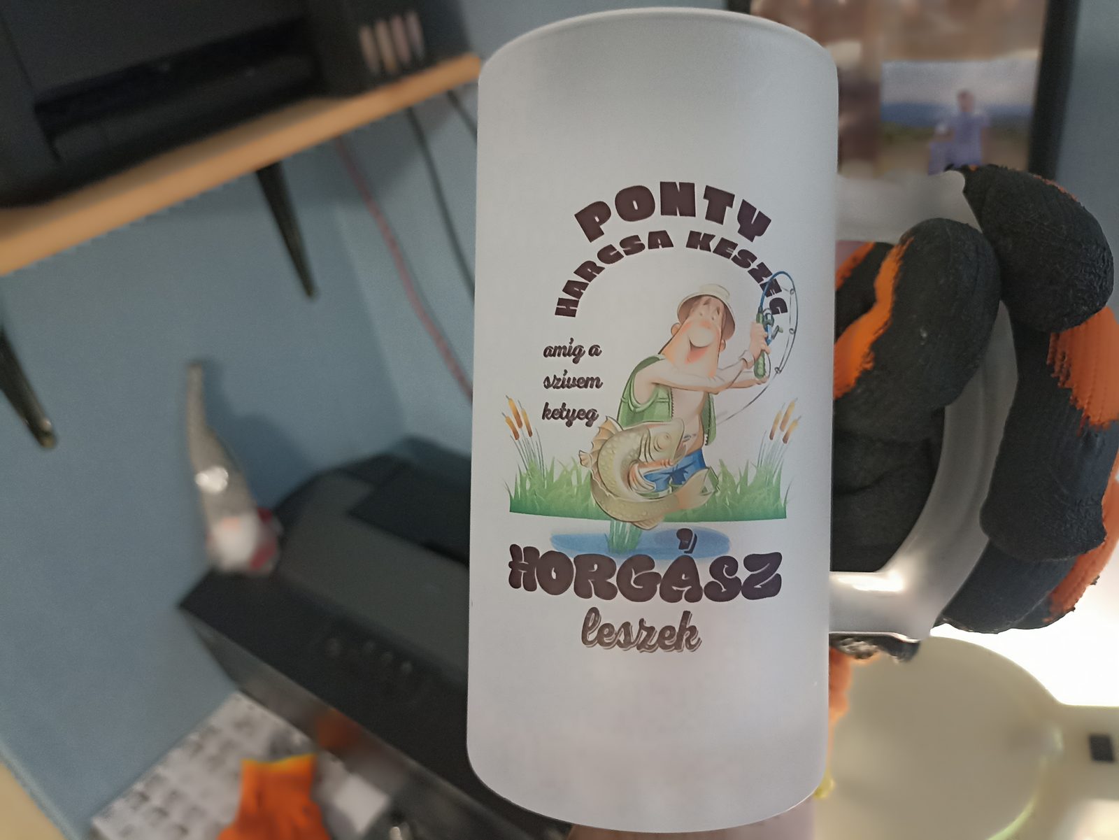 Humoros horgász korsó Ponty-harcsa-keszeg felirattal