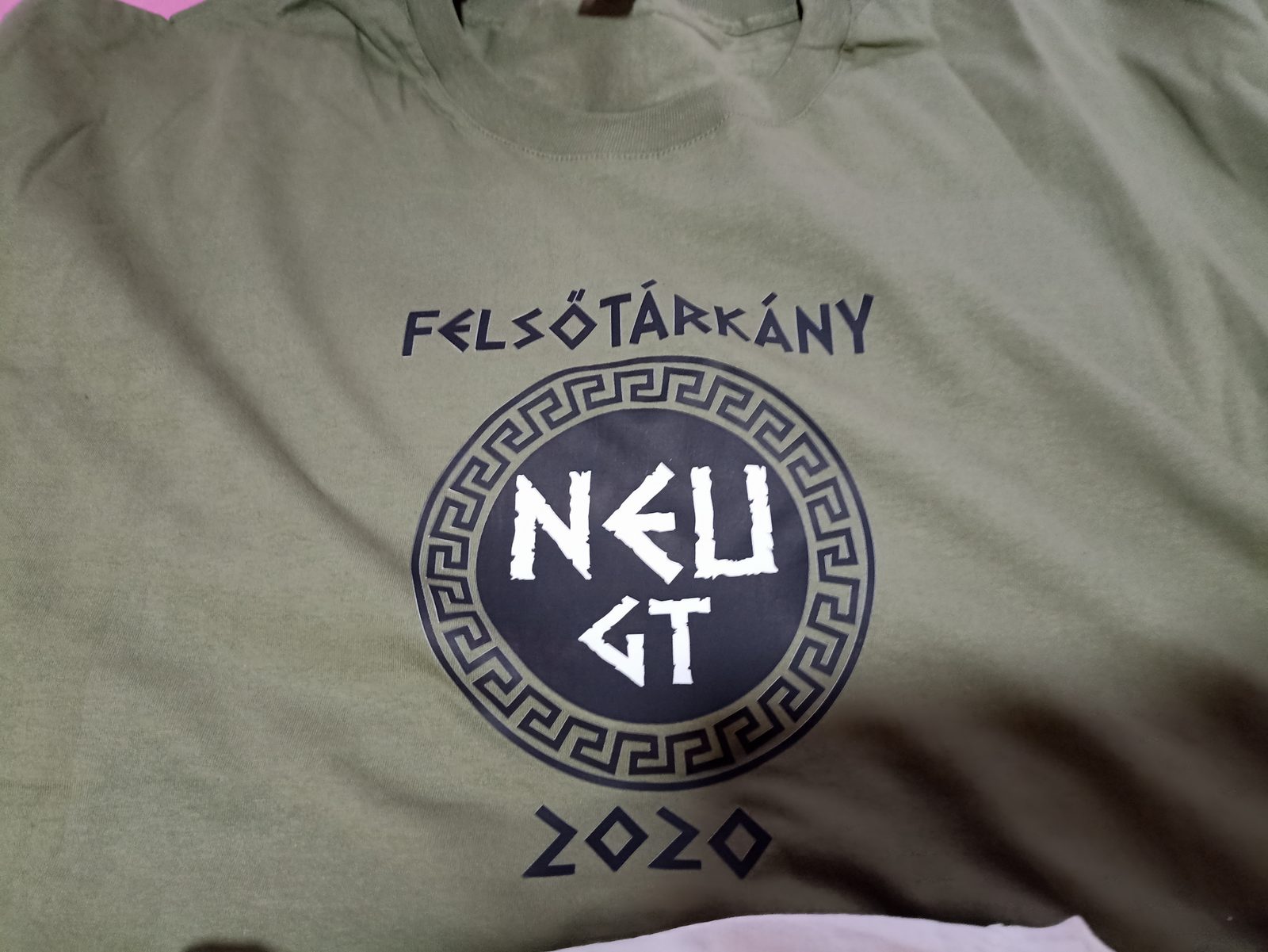 Felsőtárkány NEUGT 2020 görög mintás ballagási póló