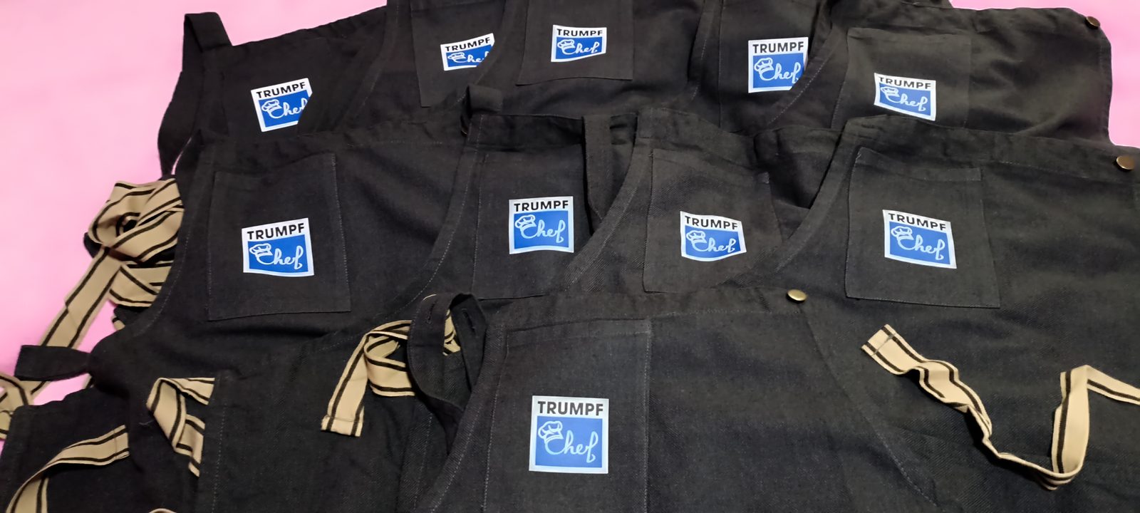 TRUMPF Chef logós fekete kötény csomag